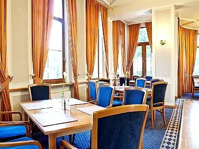 Hotel Cesis 3*